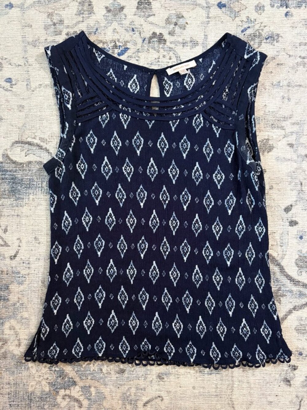 Skies Are Blue Amiko Crochet Neckline Top Navy White Small